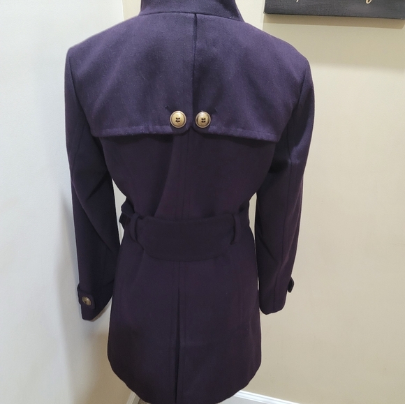 Coat - Picture 2 of 2